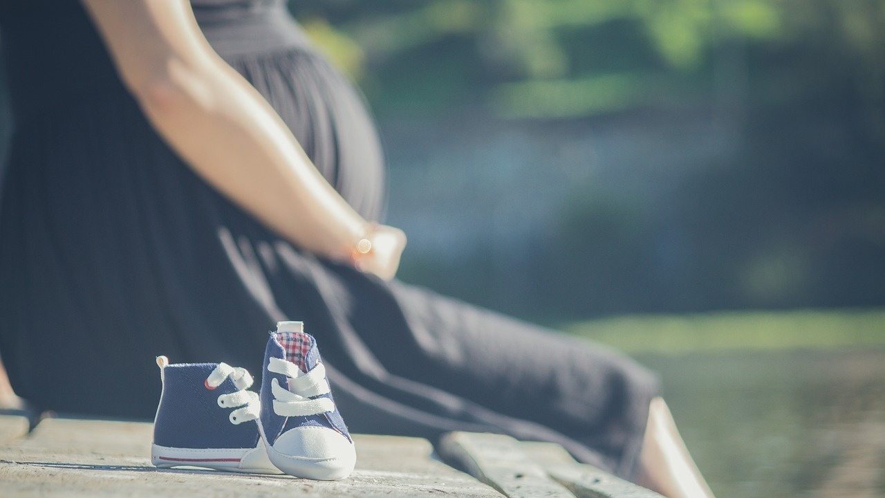 Полша иска да въведе регистрация на всяка бременност