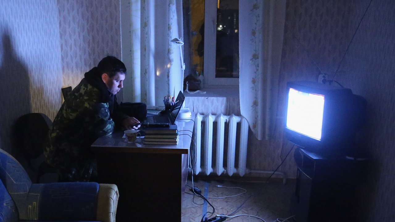 Украйна въведе самоизолация за пътници, пристигащи от страни, където е открит Омикрон