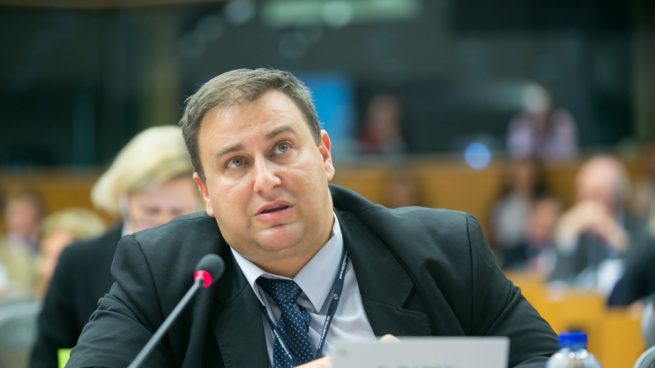 Емил Радев: Темата за т.нар. “македонско малцинство” не бива да се използва  за натиск срещу България
