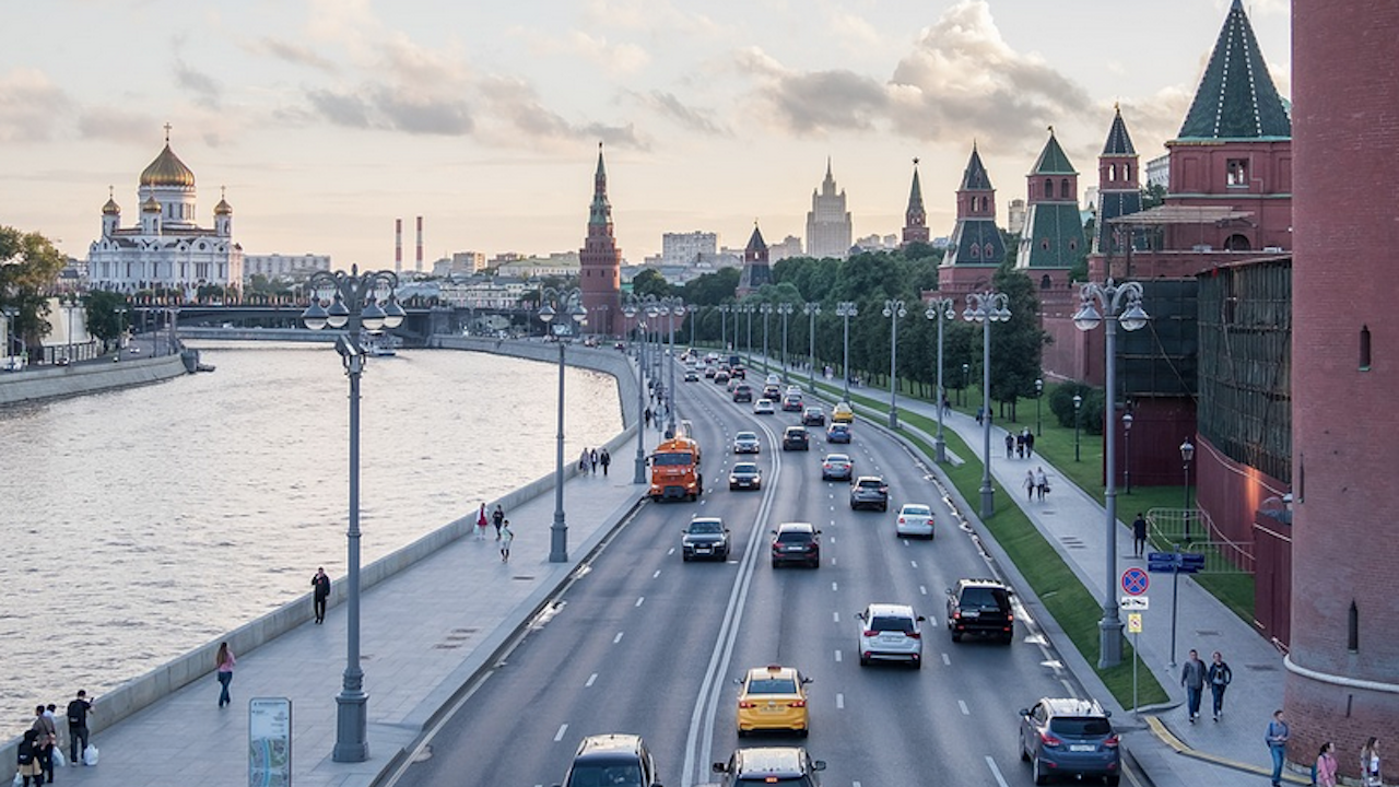 Изостря се дипломатическото напрежение между Москва и Вашингтон.
Руското външно министерство