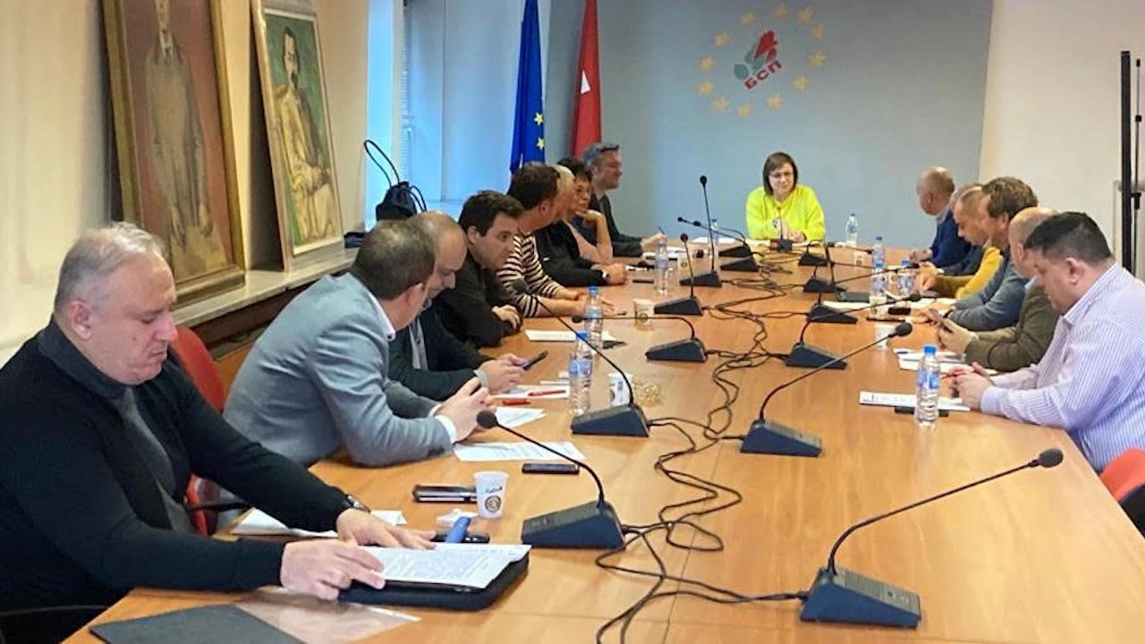 Ръководителите на работните групи от за България участвали в преговори