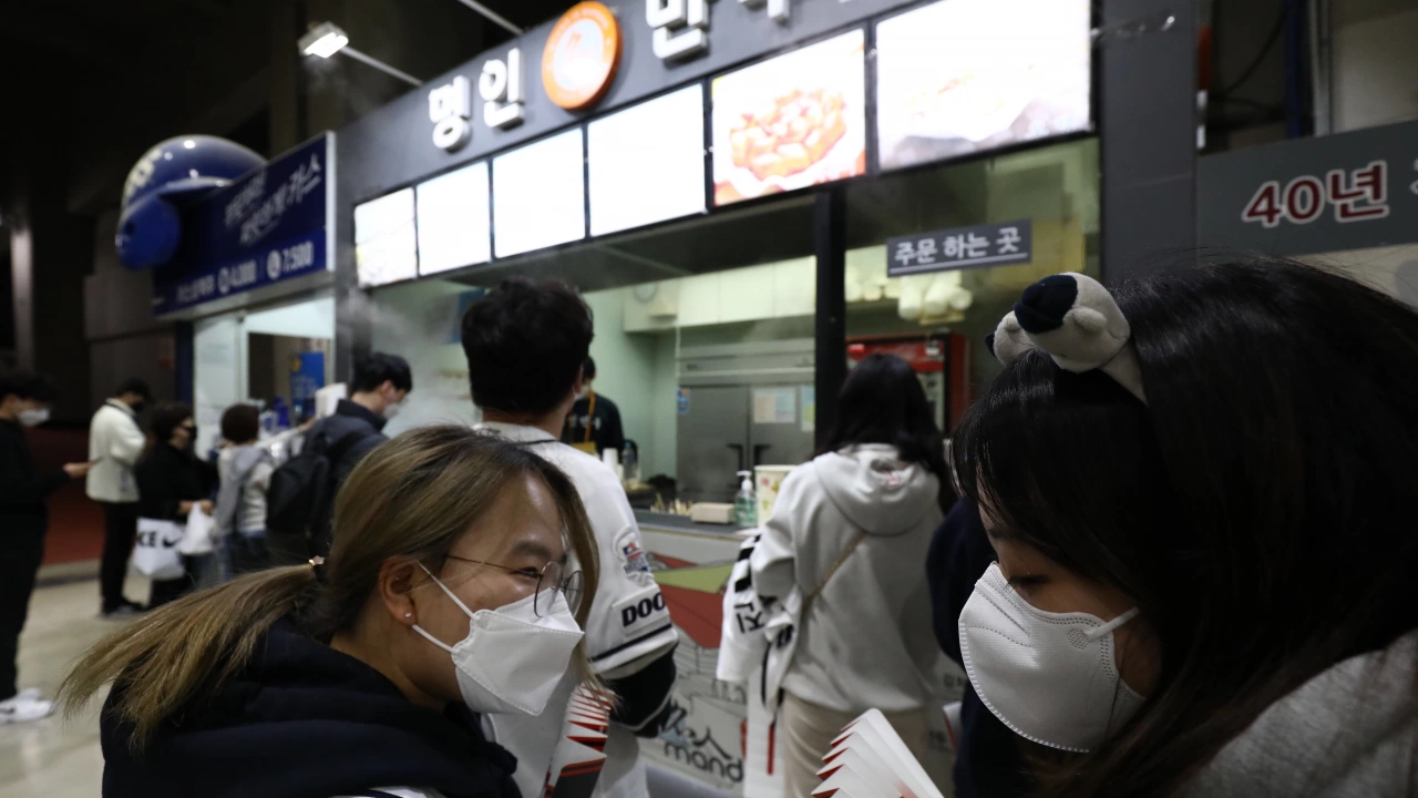 Южна Корея регистрира нов дневен рекорд на заразени с коронавирус