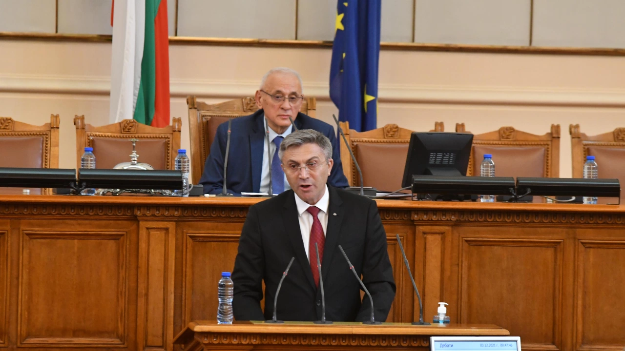 Лидерът на ДПС Мустафа КарадайъМустафа Карадайъ български политик от