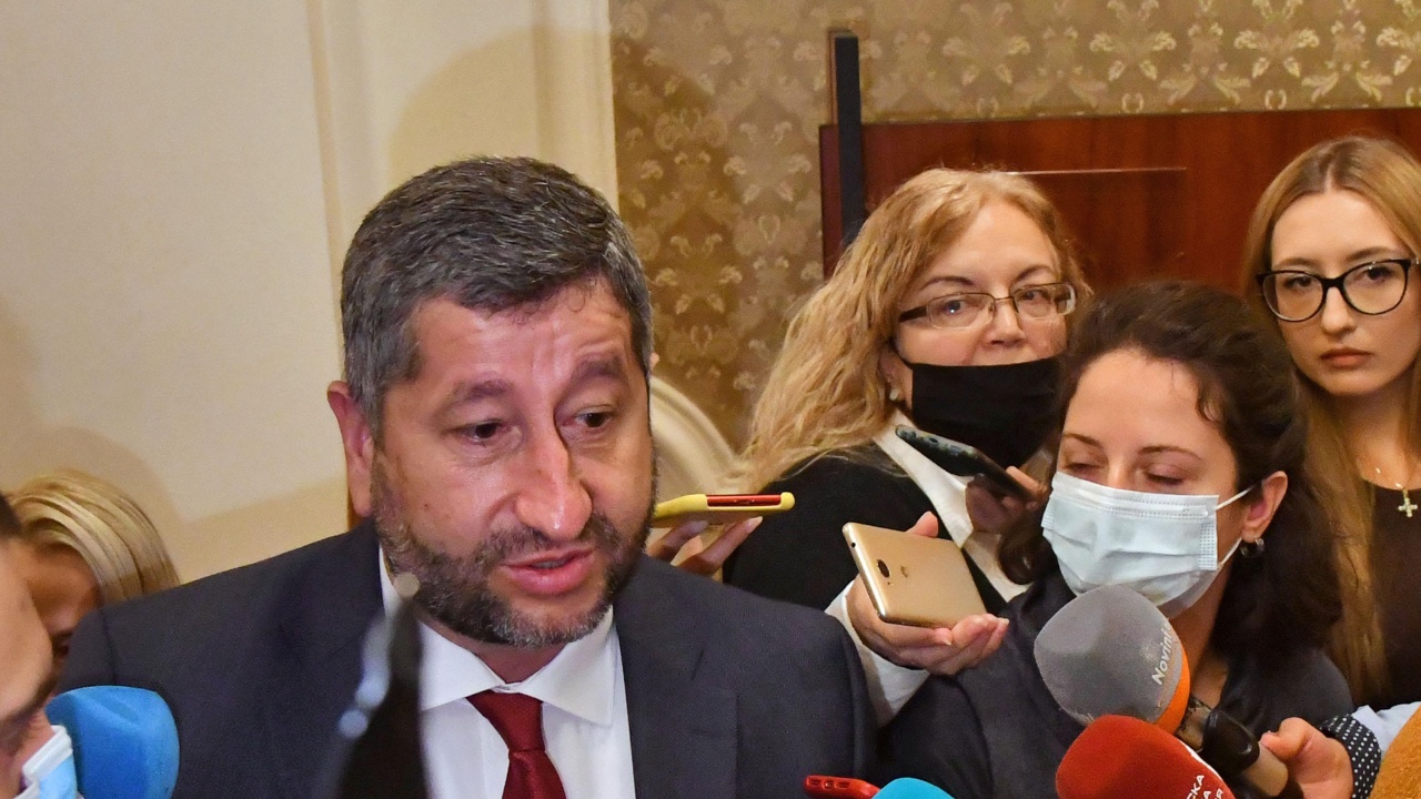 „Да, България“ даде мандат на Христо Иванов за споразумението с „Продължаваме промяната“