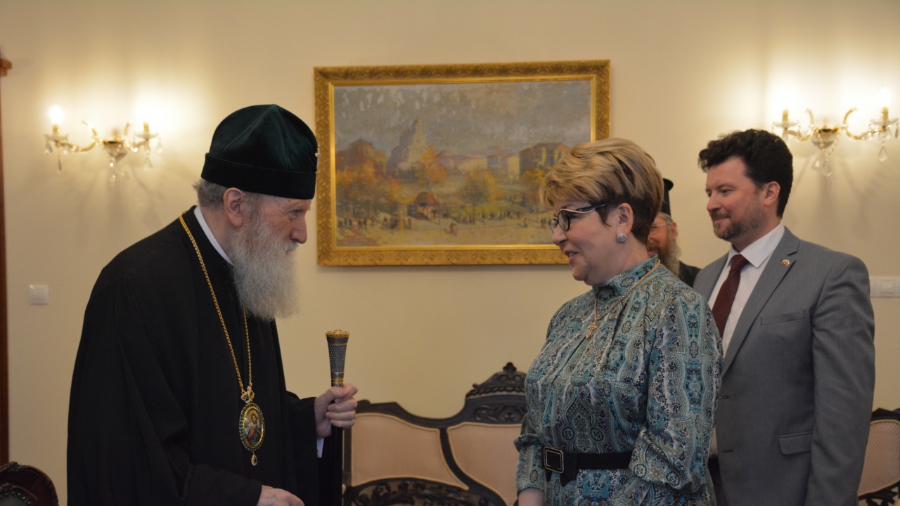 Патриарх Неофит се срещна с руския посланик