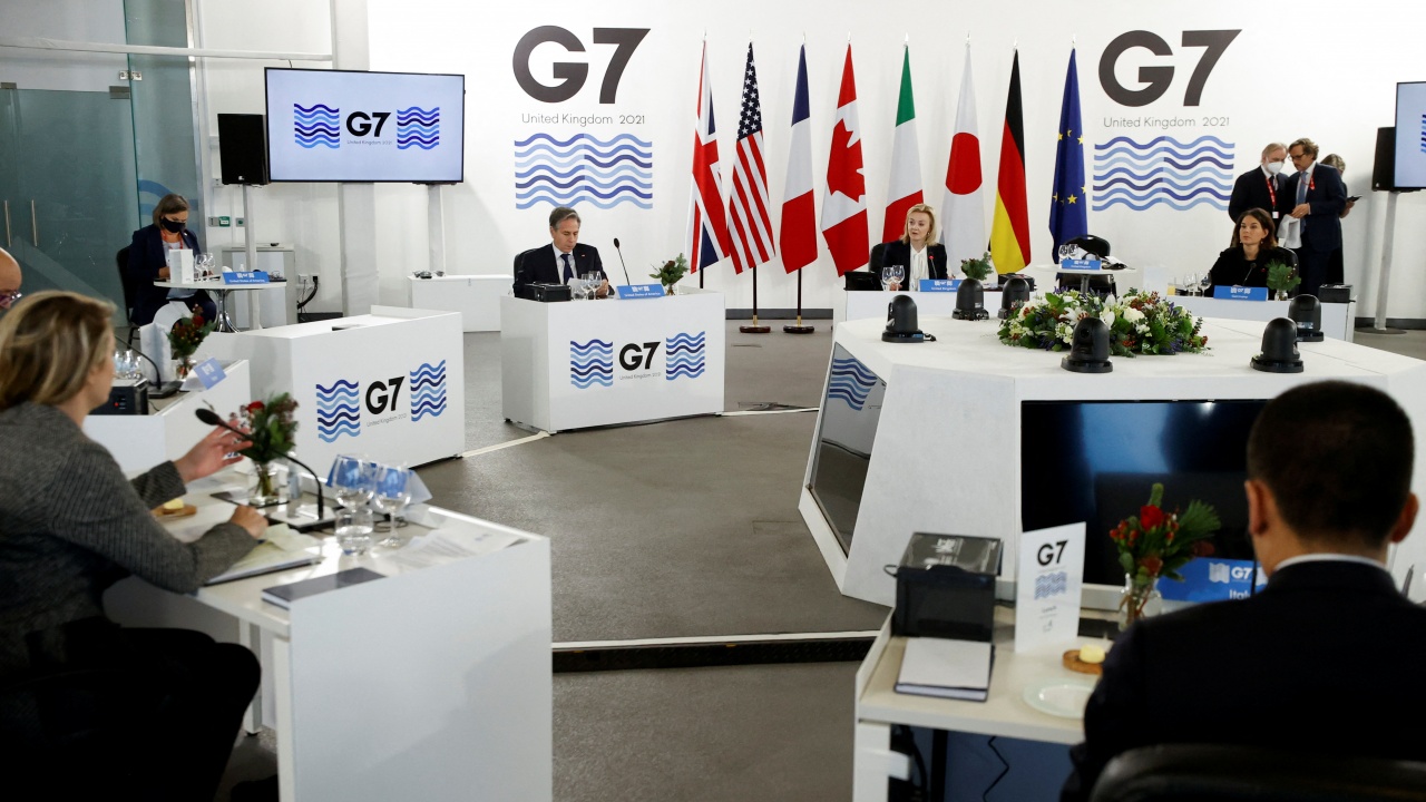 Г-7 ще подходи по един начин спрямо Русия, Китай и Иран