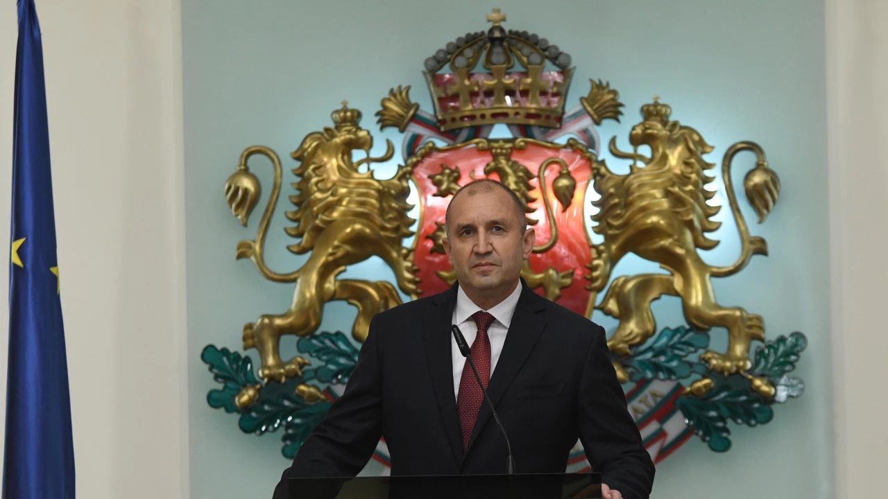 Президентът Румен Радев започва консултации с парламентарните сили в 47