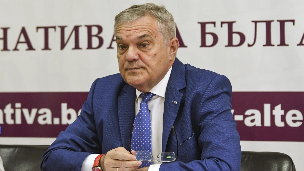 Министърът на културата Велислав Минеков да бъде уволнен незабавно призова