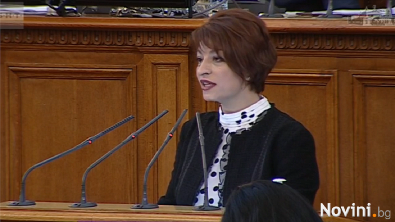 Десислава Атанасова: Редно е да направим оценка на служебните кабинети