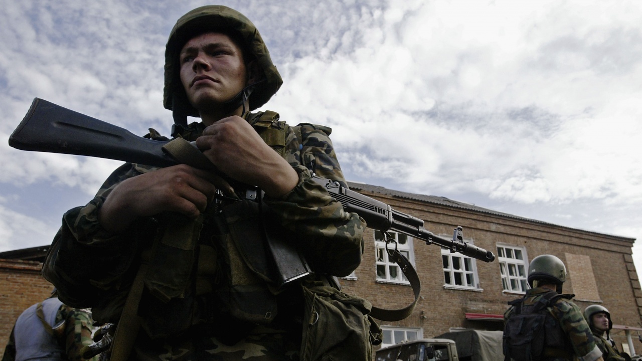 ЕП: Русия трябва незабавно да изтегли военните си сили, които заплашват Украйна