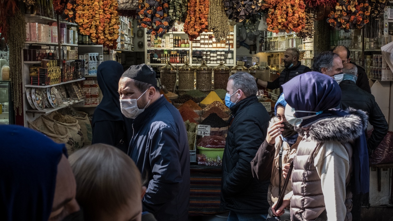 Евтини стоки и вкусна храна привличат туристите в Одрин