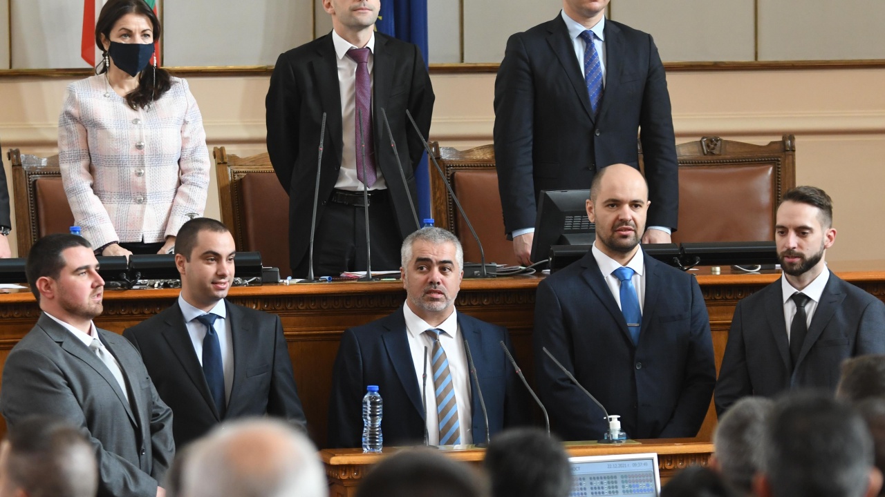 Парламентът избра петима нови депутати