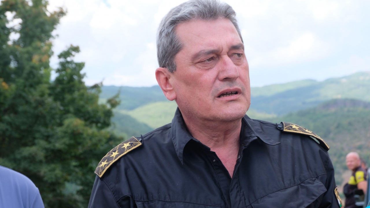 Главен комисар Николов: Пандемията доведе до намаляване на пожарите в страната
