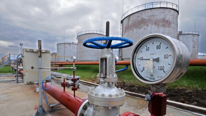"Газпром" вече доставя газ на Сърбия по новия маршрут през България