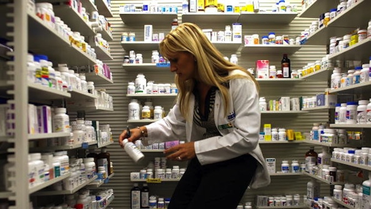 Дефицит на две животоподдържащи лекарства в аптеките