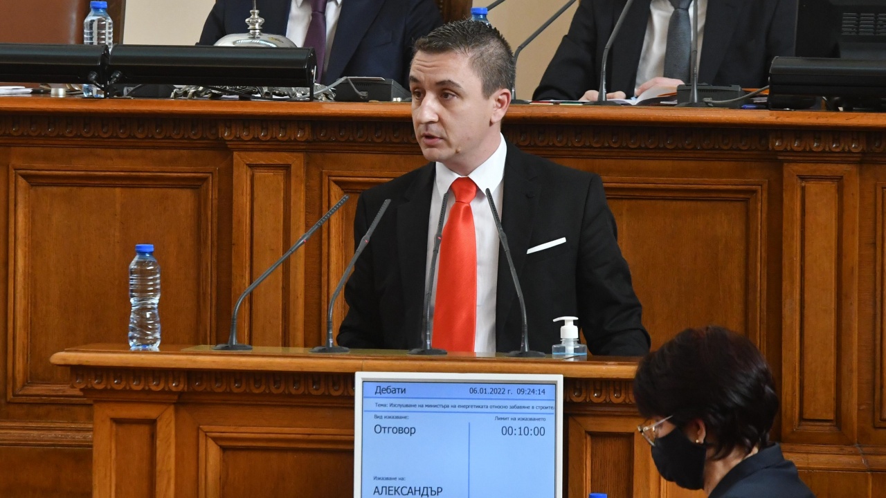 Министърът на енергетиката разкри: Алтернативните трасета за газа свалят цената с над 10%