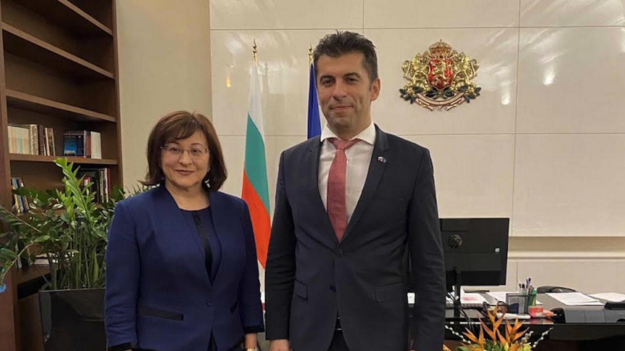 Премиерът Кирил Петков се срещна с председателя на Конституционния съд