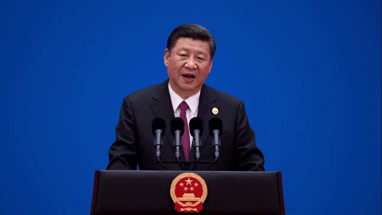Китайският президент Си Цзинпин нарече днес прилагането на твърди мерки