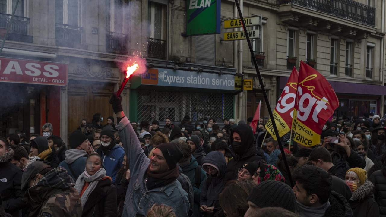 Във Франция днес се планирани масови протести срещу ваксинационните паспорти
