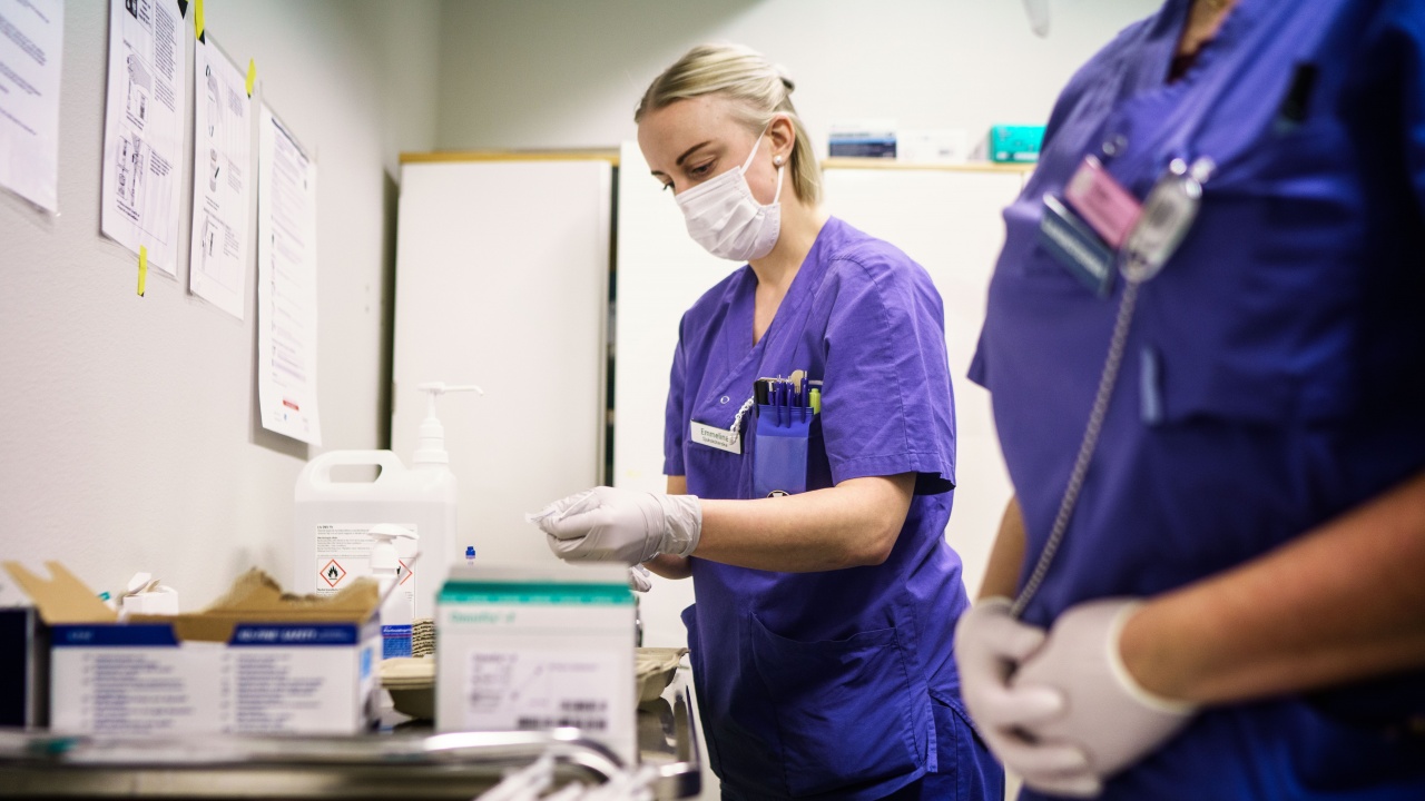 В Швеция влизат в сила нови ограничения заради коронавируса