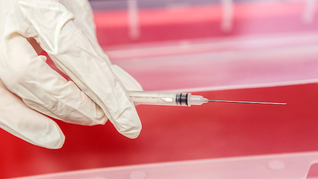 Бустерните дози преобладават сред поставените ваксини срещу COVID-19 в област