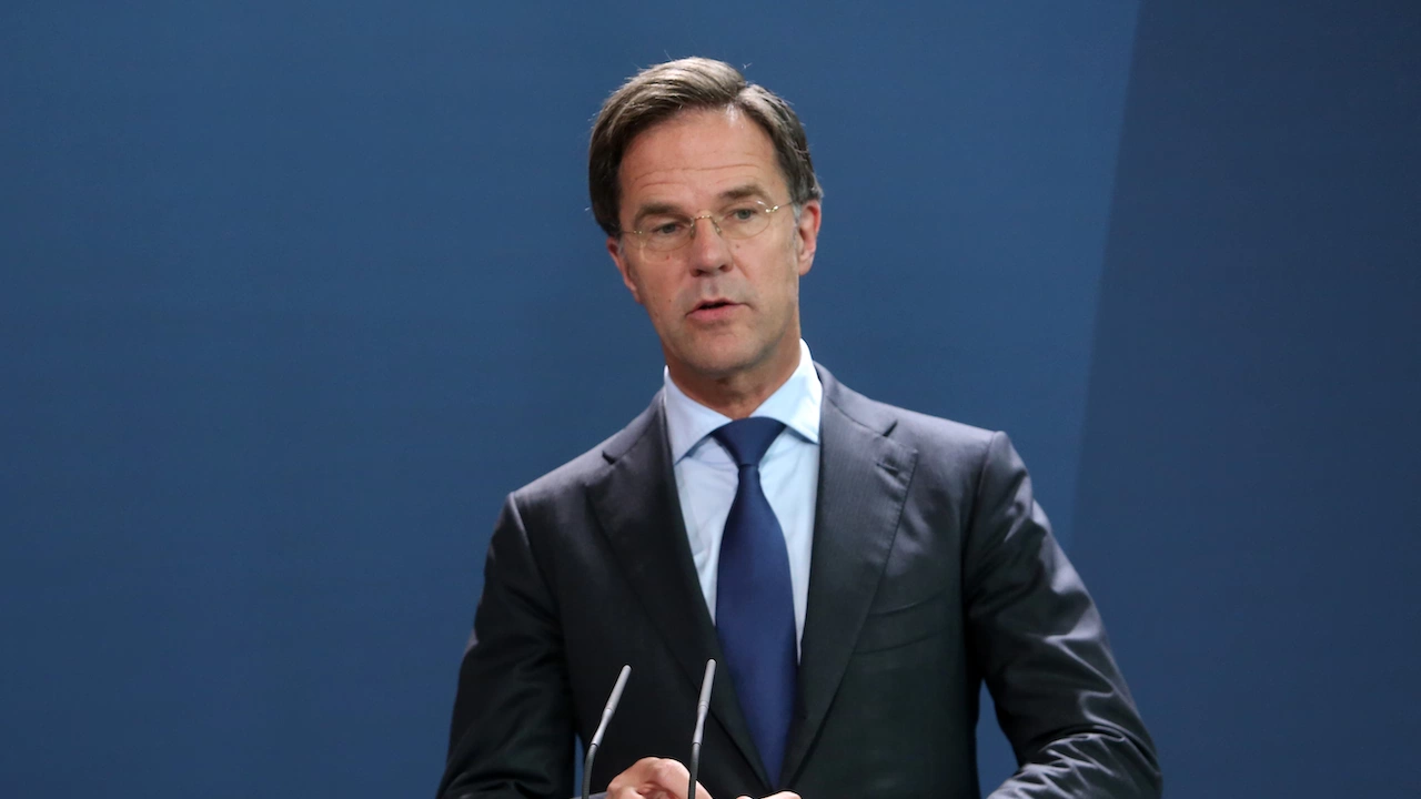 Четвъртото правителство на премиера на Нидерландия Марк Рюте днес положи