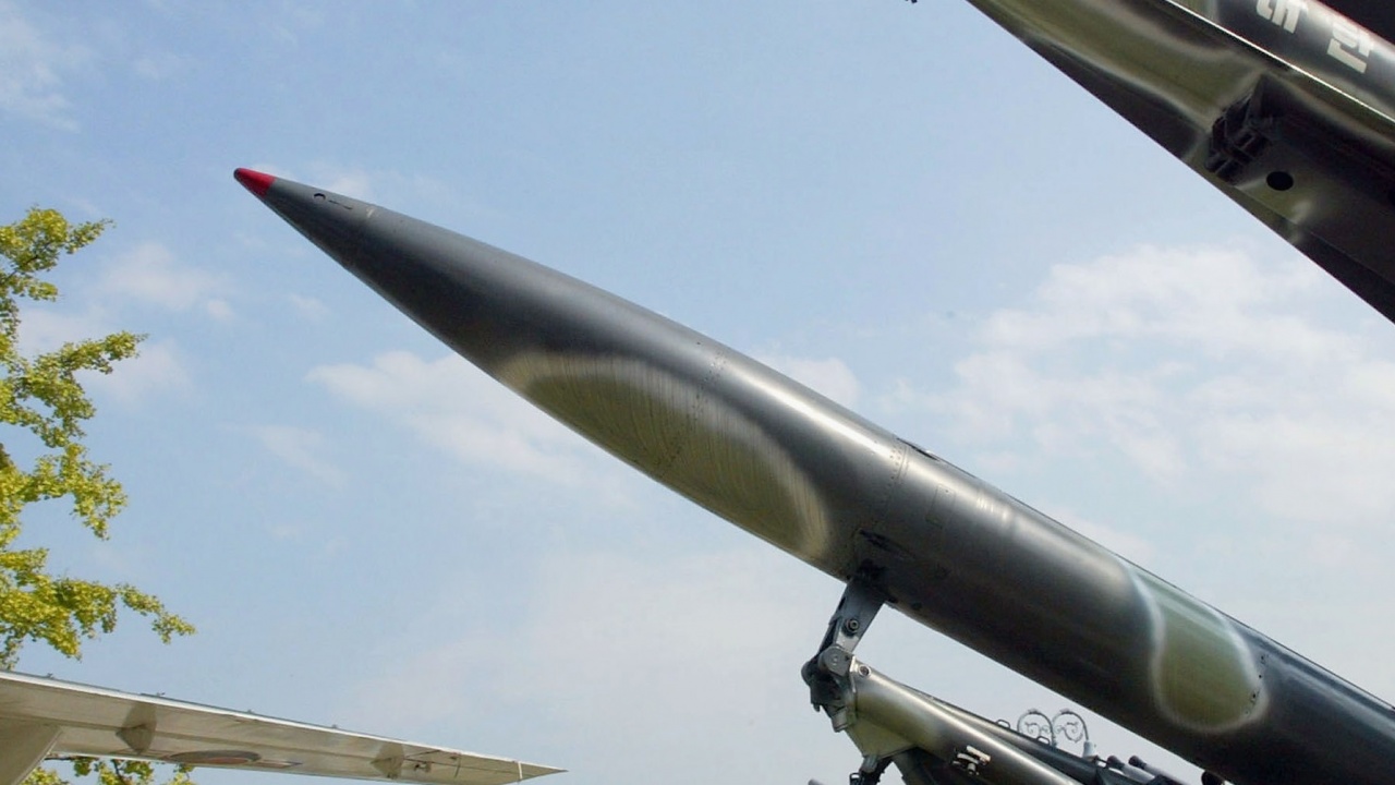 Северна Корея потвърди, че е изпитала вчера "тактически управляеми ракети"