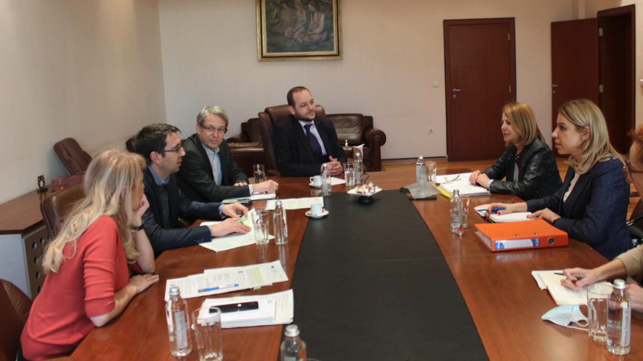 Министър Сандов проведе работна среща с кмета на София Йорданка Фандъкова