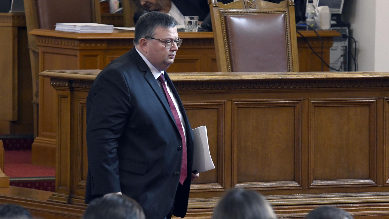 ВСС върна Сотир Цацаров в прокуратурата