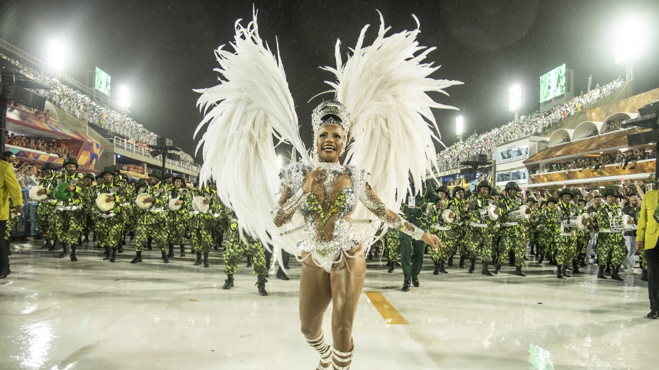 Заради Омикрон - отлагат за април карнавалите в Рио и Сао Пауло