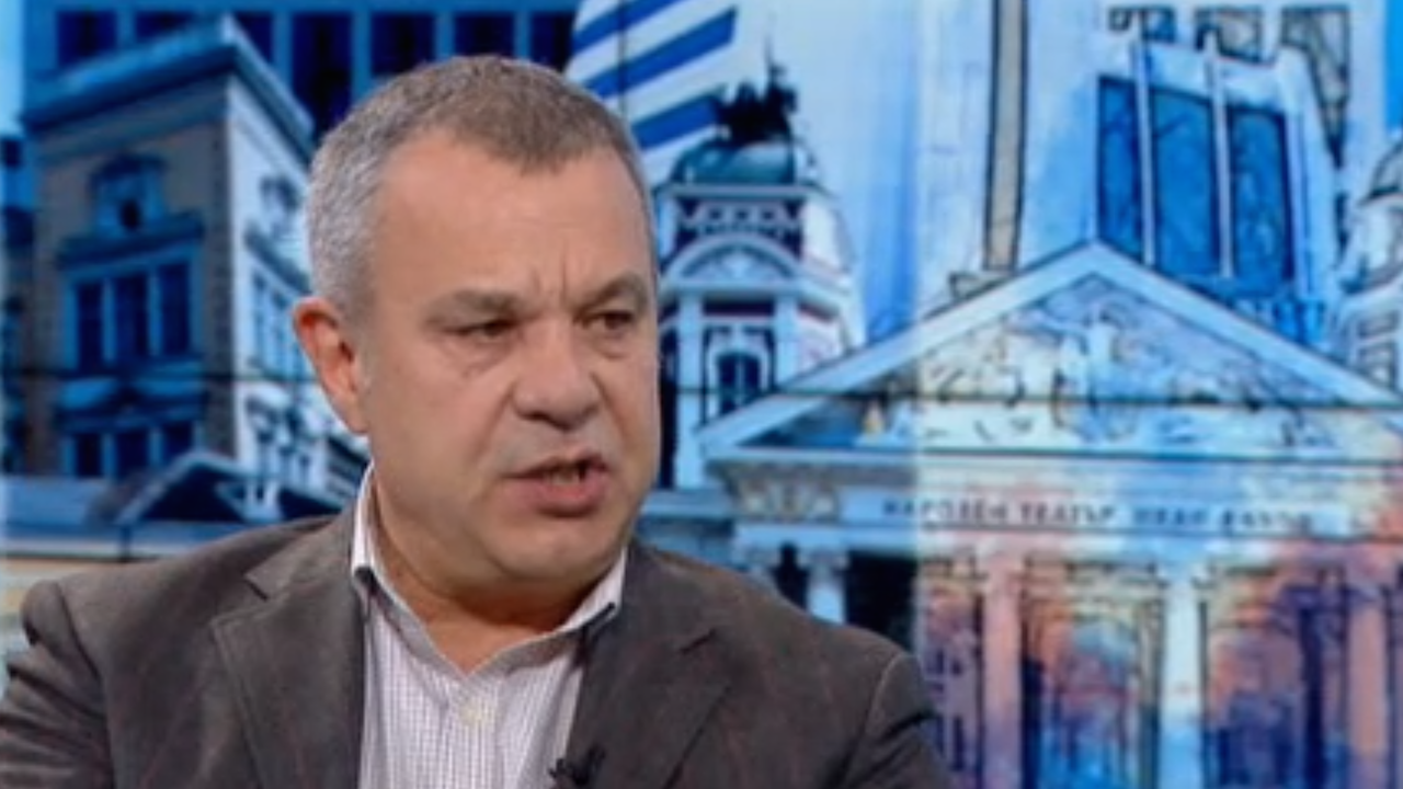 Емил Кошлуков: БНТ трябва да направи повече по темата Северна Македония