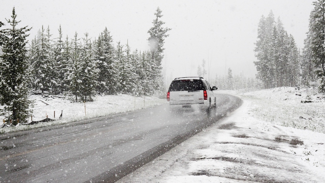 Пътищата в Сливенско не са затворени заради снега