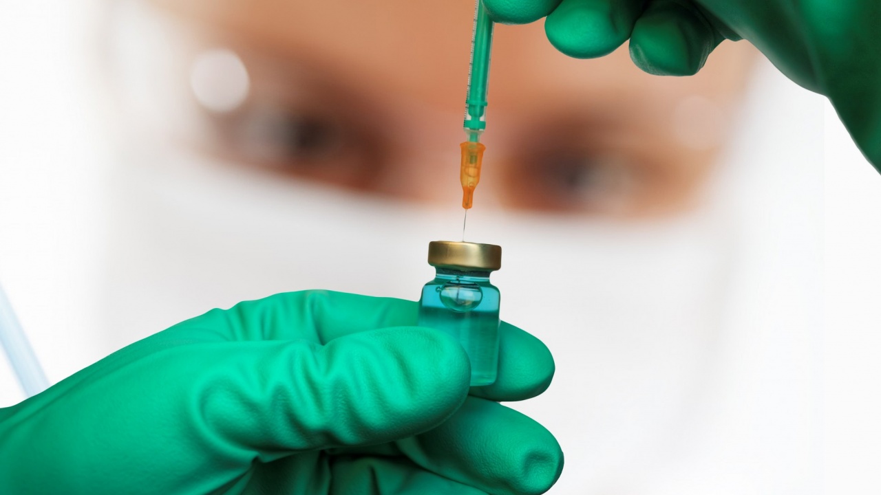 Pfizer/BioNTech разработиха ваксина за "Омикрон"