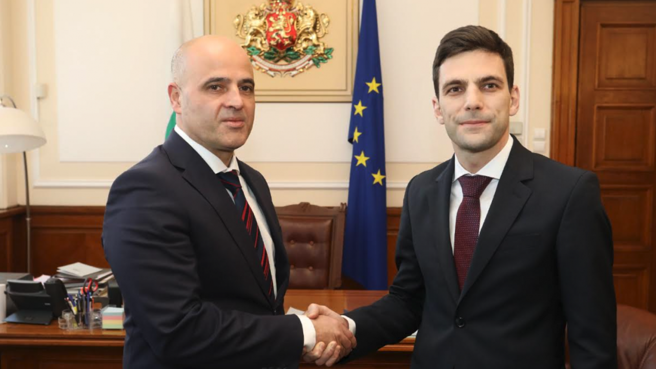  И ръководителят на Народно събрание беседва с македонския министър председател 
