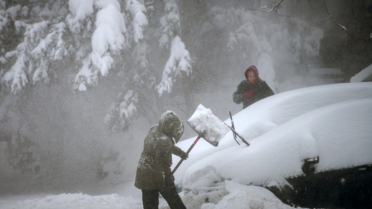 Пет щата в извънредно положение заради снежна буря