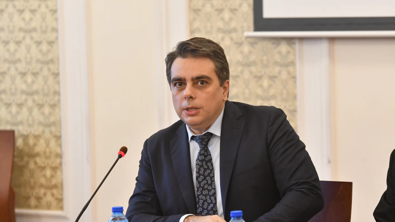 Подготовката на България за членство в еврозоната върви по план