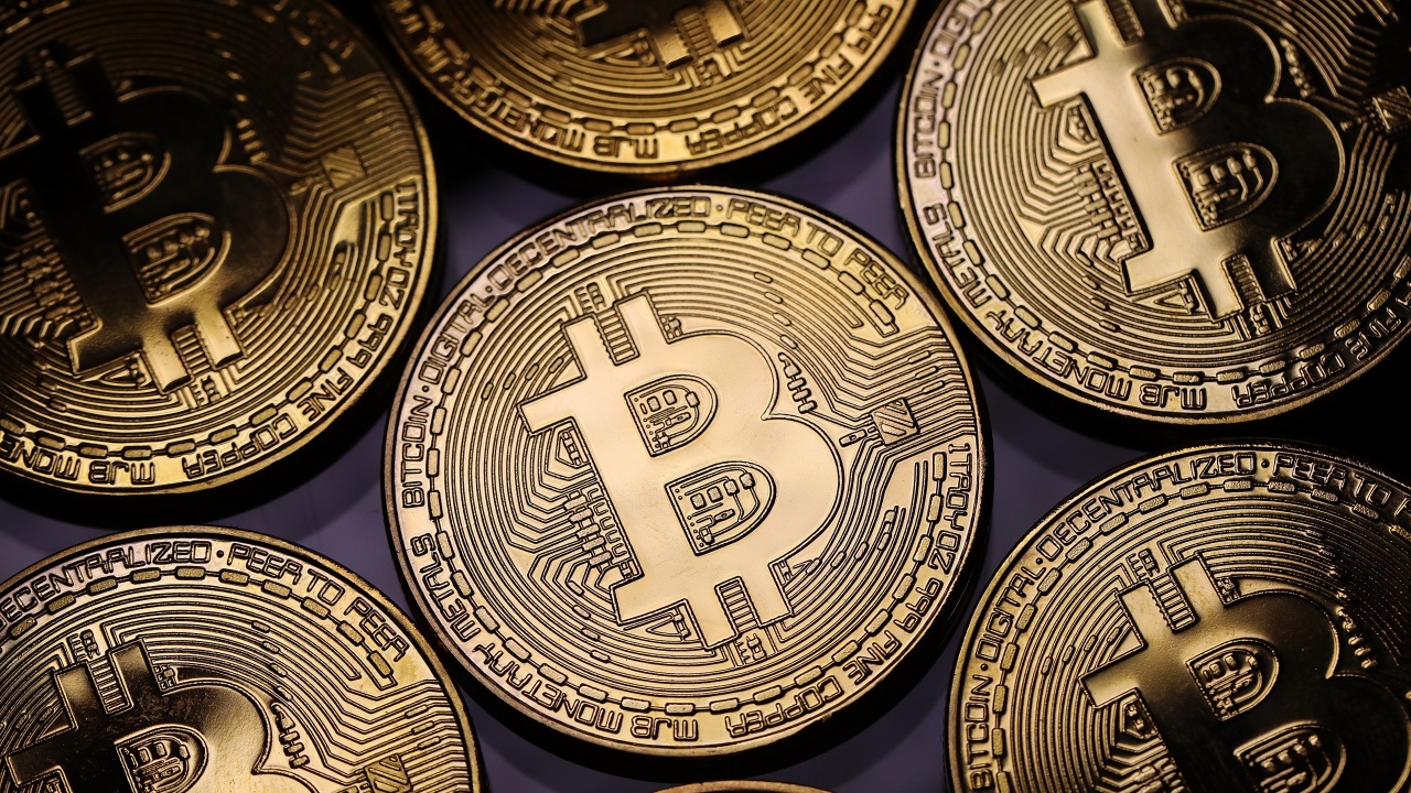 Бакалия във Велико Търново вече работи с биткойни