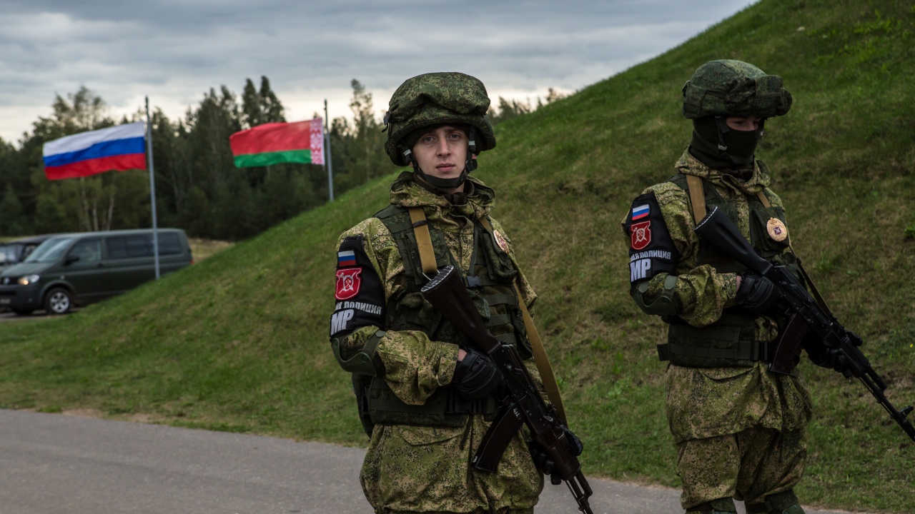  Русия дава обещание бистрота при военно обучение с Беларус 