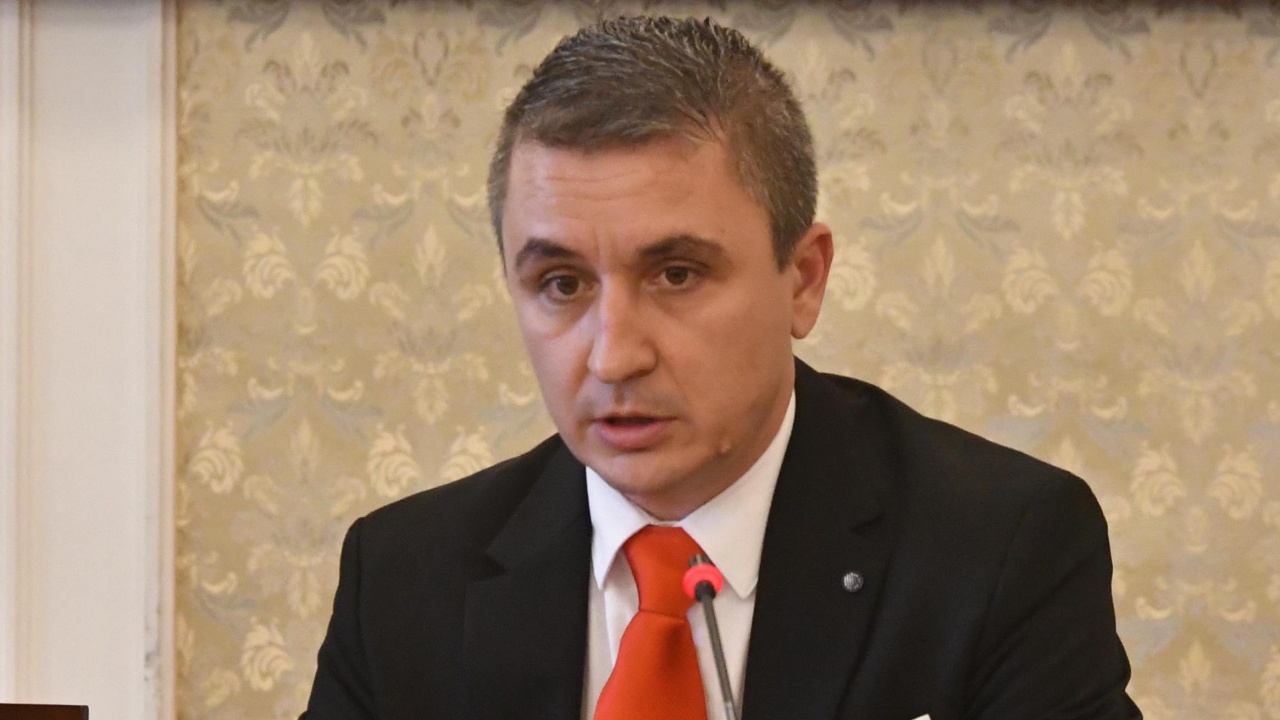 Министър Александър Николов: Всичко, което зависи от България за строежа на газопровода между България и Гърция, е направено