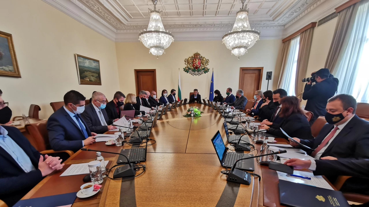 Министерският съвет с извънредно заседание заради бюджета за 2022 година