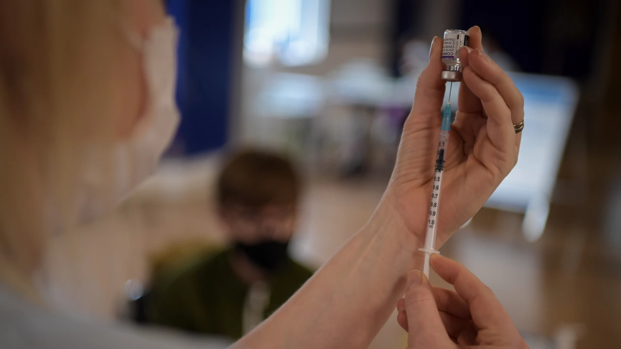 Ваксините срещу Ковид 19 изглеждат безопасни за хора които страдат от