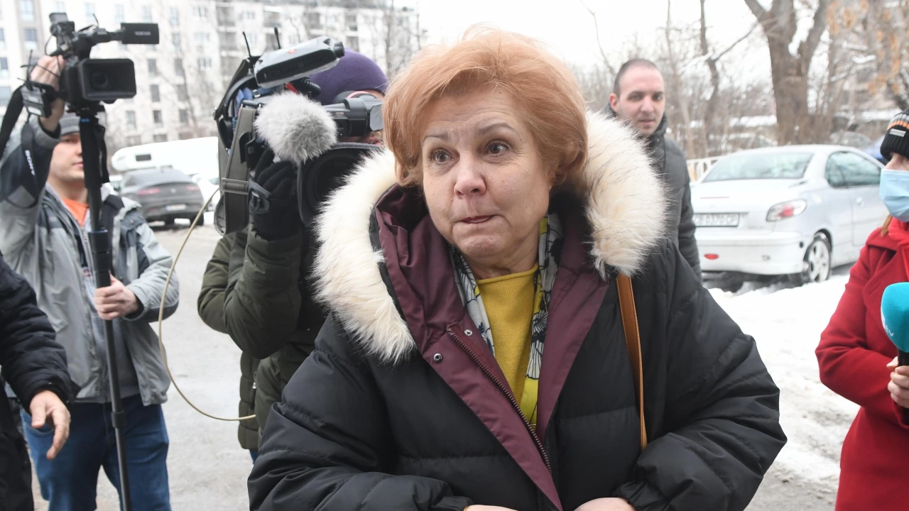 Менда Стоянова пристигна на разпит в ГД Национална полиция съобщи