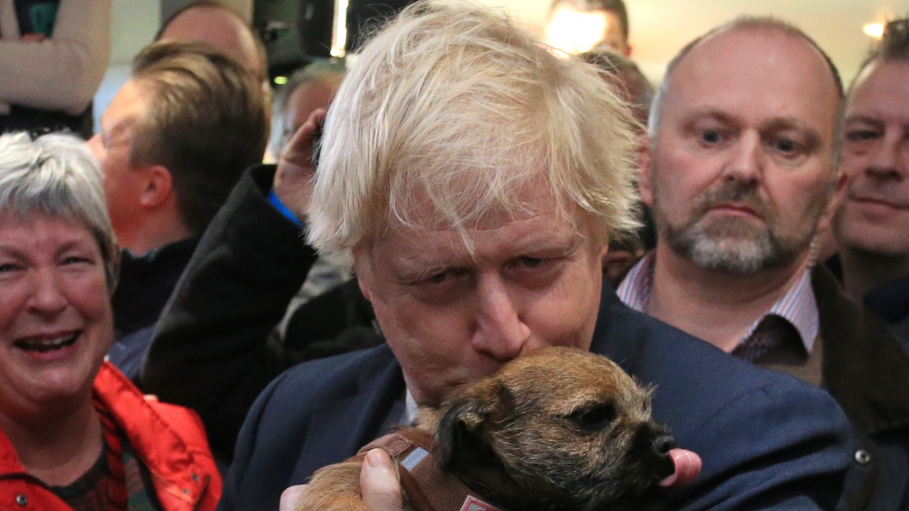 Британците по-рядко наричат кучета си на премиера Борис Джонсън