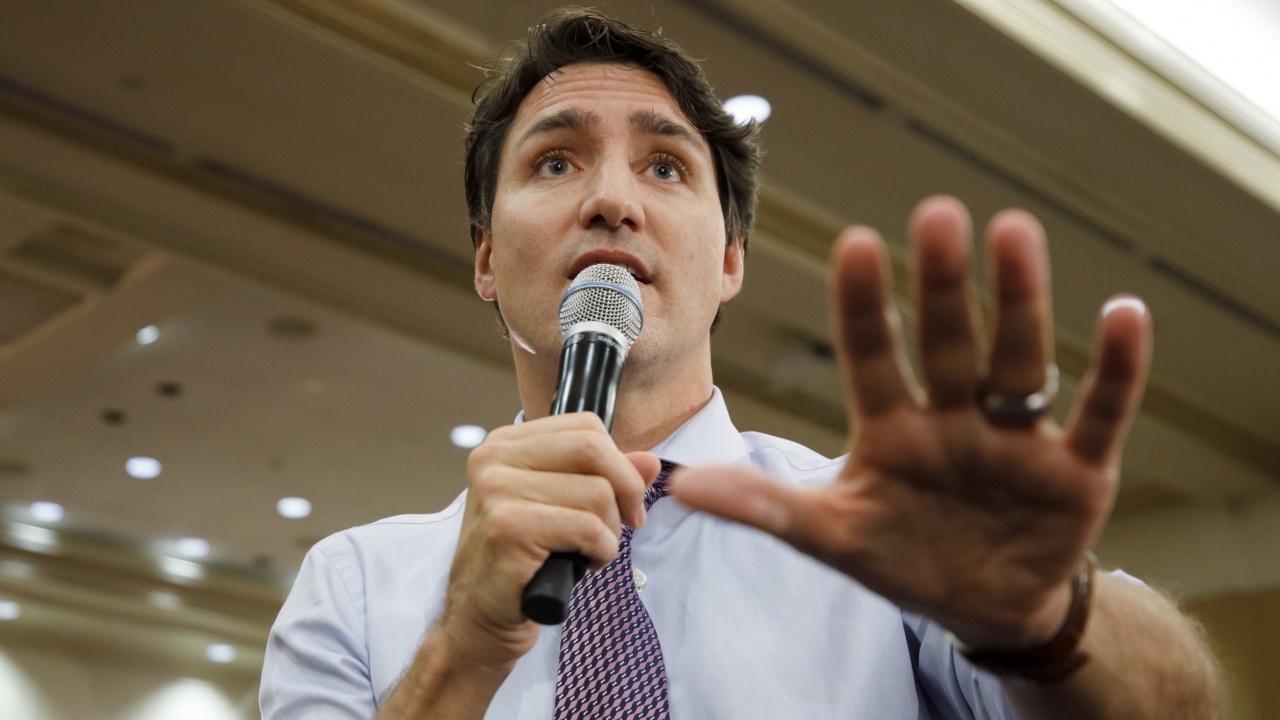 Премиерът на Канада обвини протестиращите антиваксъри в страната, че с