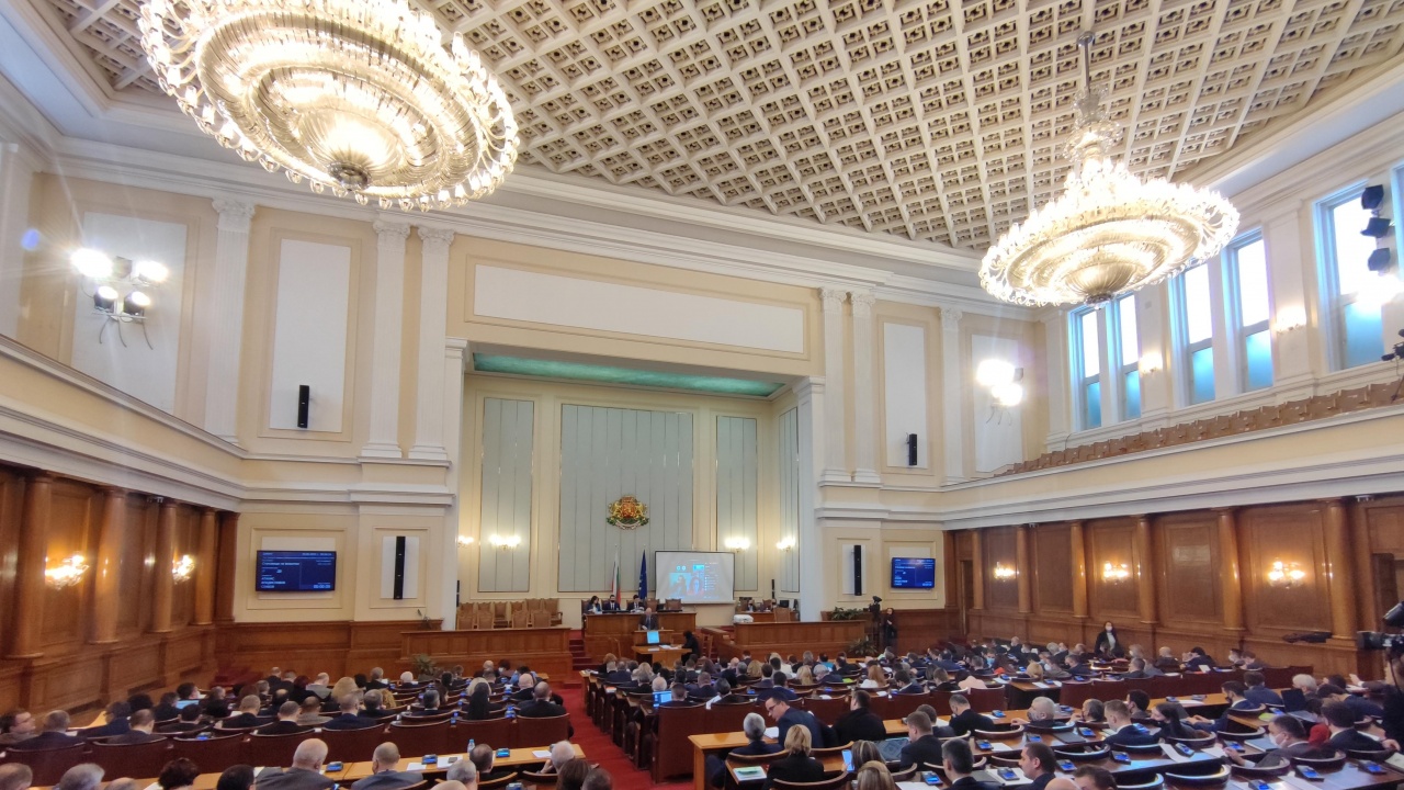 Парламентът обсъжда бюджета на държавата за 2022 година