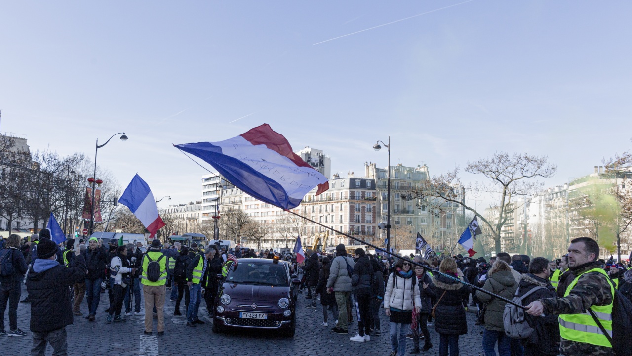 Френският "конвой на свободата" в протест срещу ковид рестрикциите премина