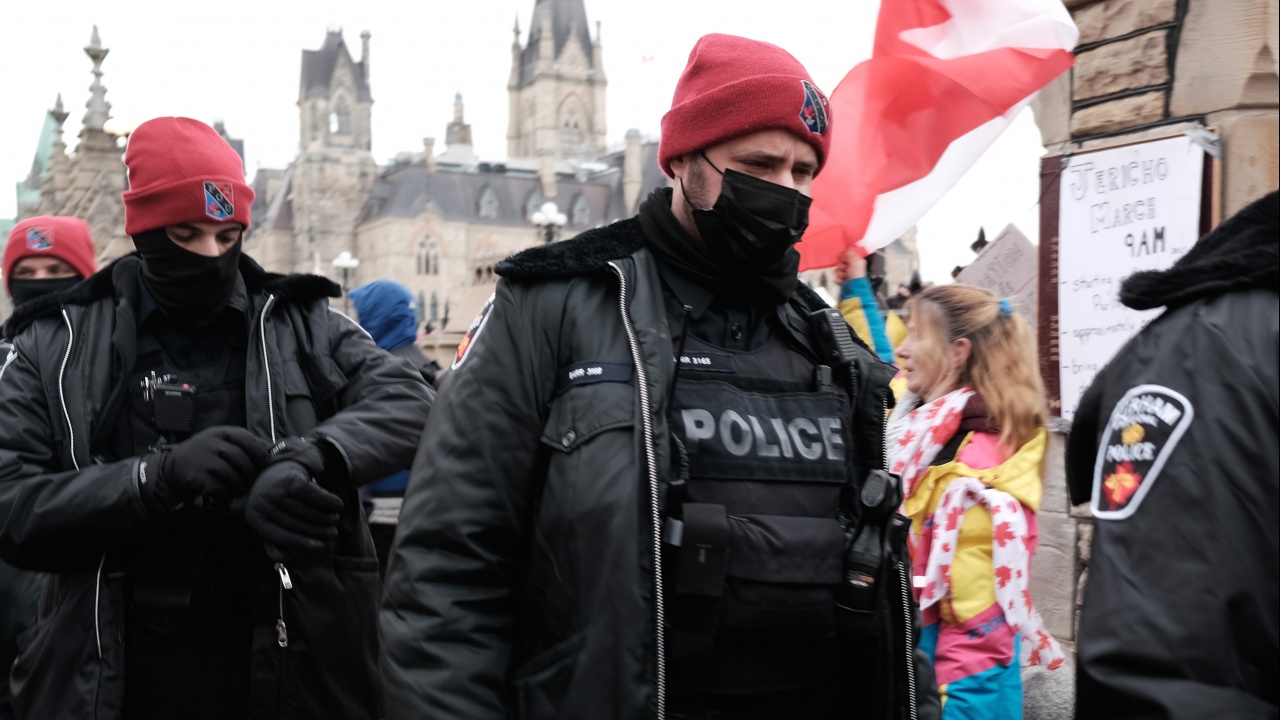 Полицията в канадската провинция Албърта разкри днес група, за която