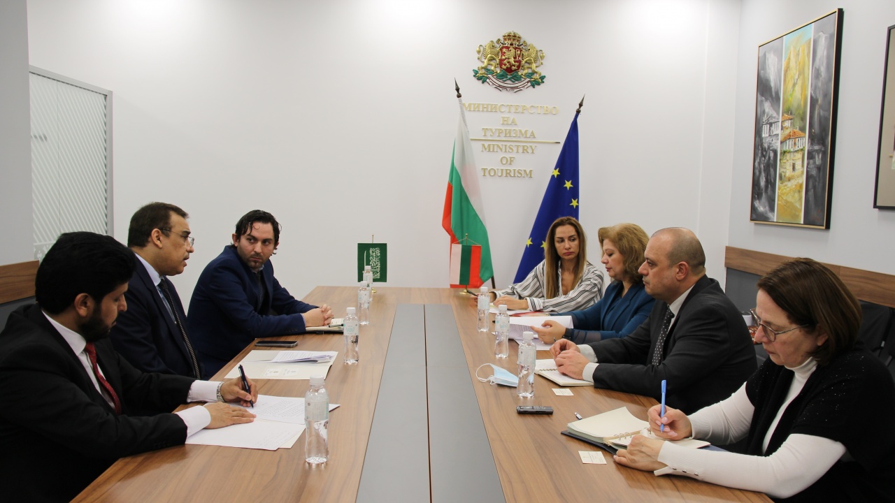 Министър Проданов: Имаме за цел туризмът да стане водещ икономически сектор в България