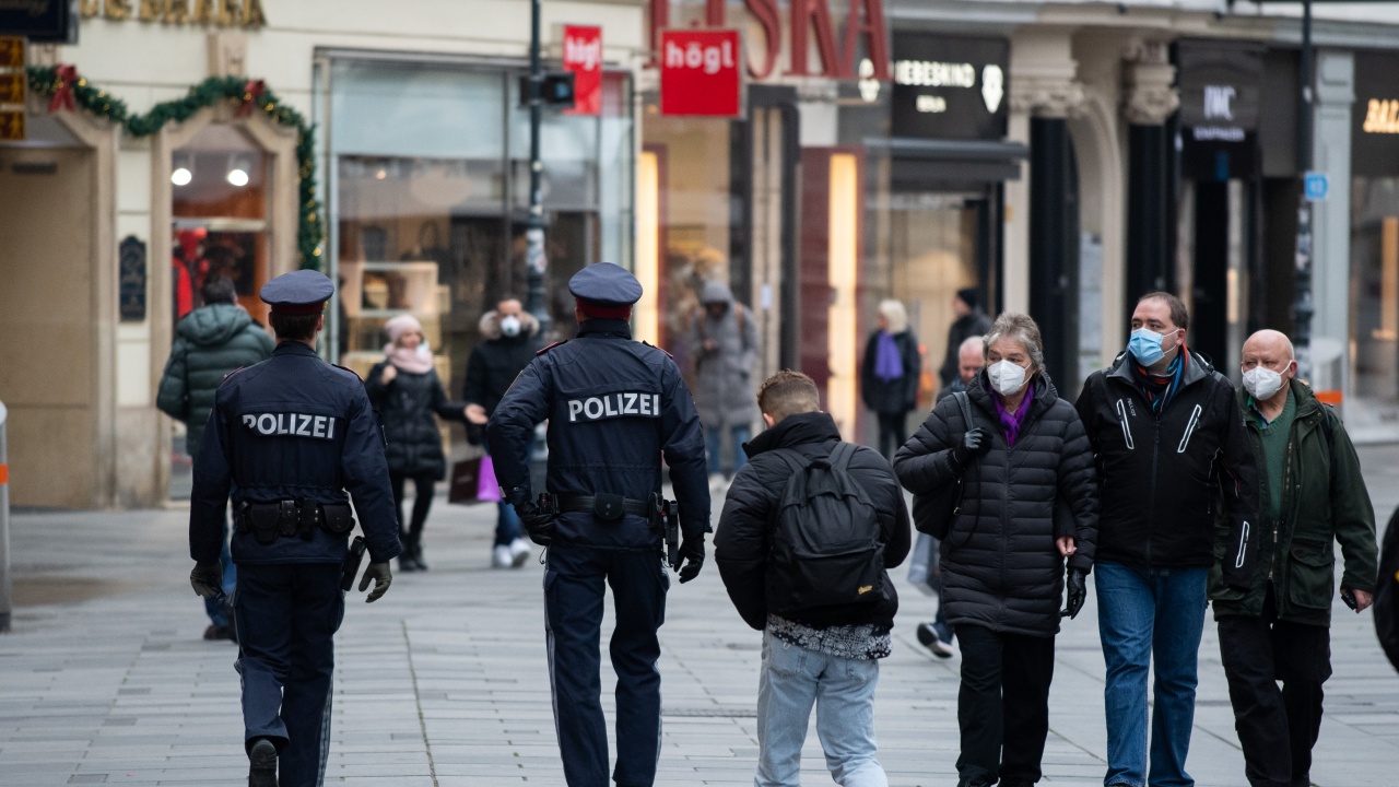 В Австрия смъкват Коронавирус рестриктивните мерки 