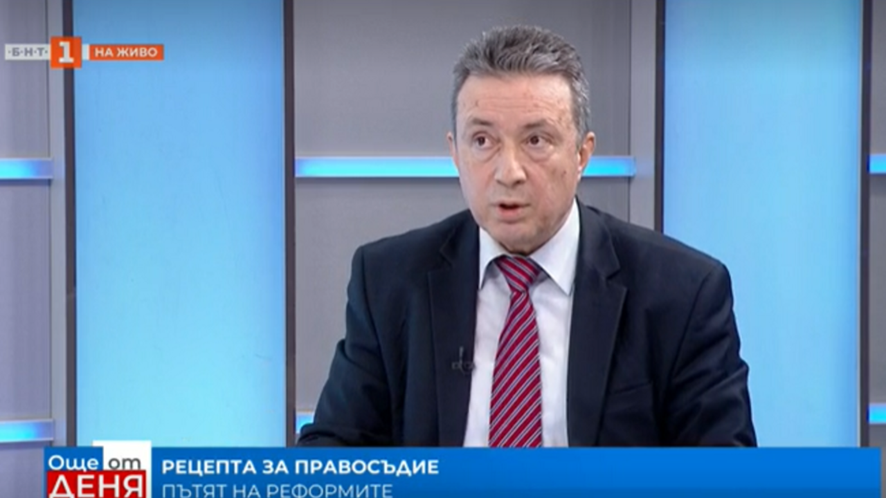 Янаки Стоилов: Никоя от партиите няма интерес коалицията да се разпадне